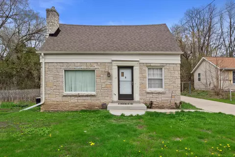 8104 N 44th, Brown Deer, WI 53223