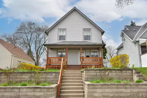 1639 S 85th, West Allis, WI 53214