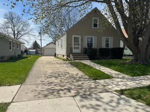 2714 25th, Kenosha, WI 53140