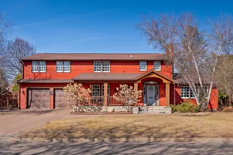2615 Schubert, La Crosse, WI 54601