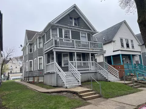 1317 S 20th #1319, Milwaukee, WI 53204