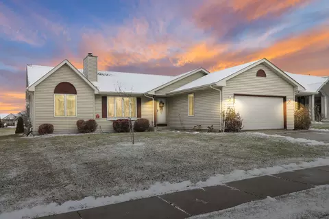 6822 55th, Kenosha, WI 53144