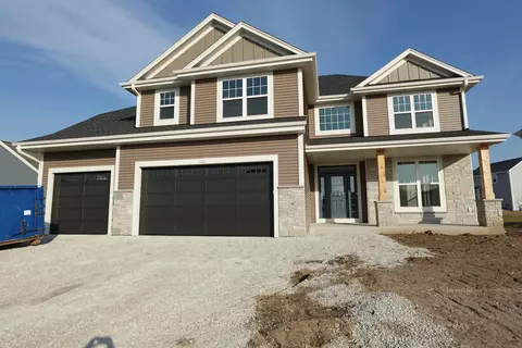 1591 Creekview, Oconomowoc, WI 53066