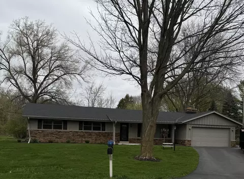 2490 Le Fey, Brookfield, WI 53045