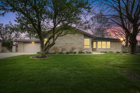 730 S 122nd, West Allis, WI 53214