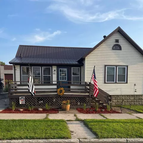 1713 22nd, Two Rivers, WI 54241