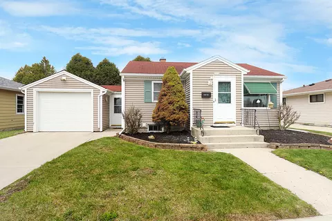 2016 S 24th, Sheboygan, WI 53081