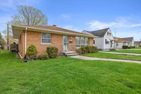 7719 36th, Kenosha, WI 53142