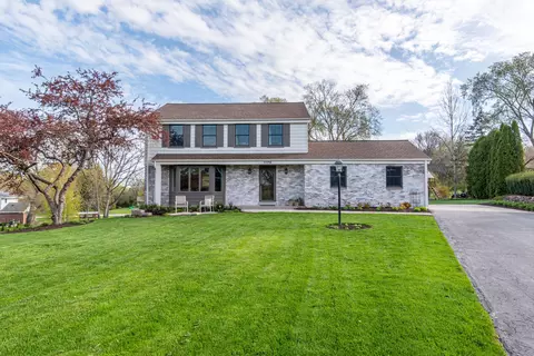1170 Tanglewood, Brookfield, WI 53005