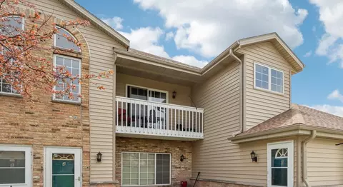 3620 E Barbara #3, Oak Creek, WI 53154
