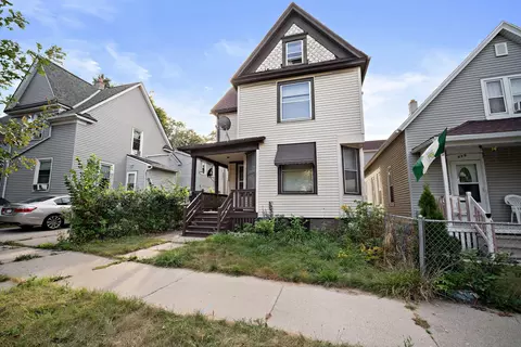 309 N 37th, Milwaukee, WI 53208