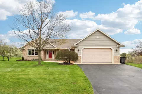 633 Mohr, Waterford, WI 53185