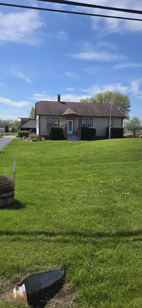 10803 Spring, Mount Pleasant, WI 53177
