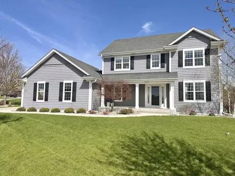 w78n408 Ridgeway, Cedarburg, WI 53012