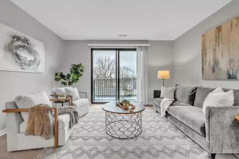 500 E Main #302, Waterford, WI 53185