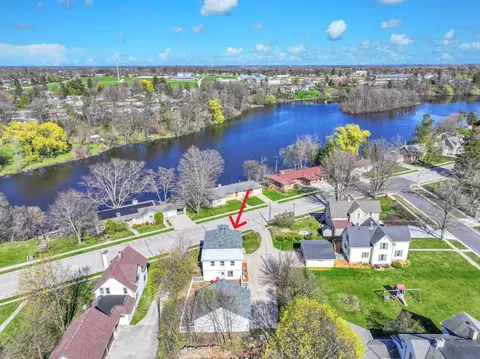 524 North, Plymouth, WI 53073