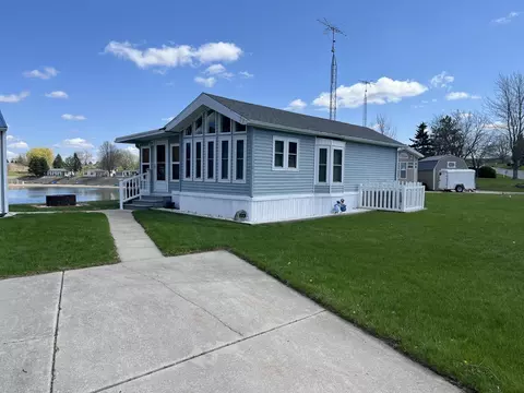 w4945 County Road Es #64, Sugar Creek, WI 53121
