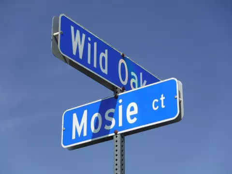 Lt0 Mosie, Manitowoc, WI 54220