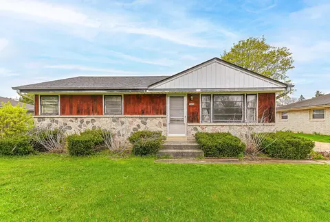 5436 S 113th, Hales Corners, WI 53130