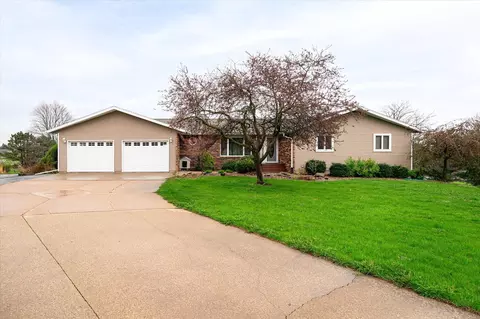 1109 Schroeder, Viroqua, WI 54665