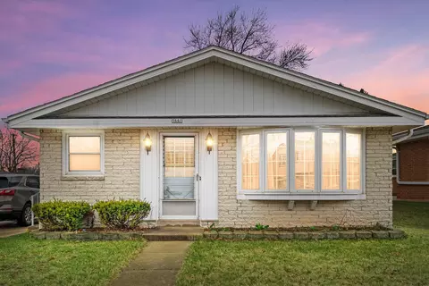 5661 S 29th, Milwaukee, WI 53221
