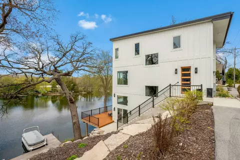 w332n6585 County Road C, Merton, WI 53058