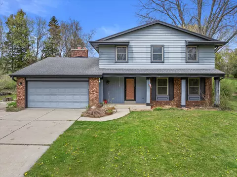 n50w26188 Bayberry, Pewaukee, WI 53072