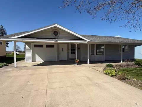 421 Main, Eitzen, MN 55931