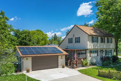 5751 S 42nd, Greenfield, WI 53221