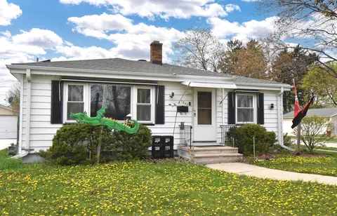 7802 33rd, Kenosha, WI 53142