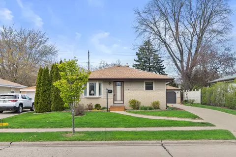 3266 E Henry, Cudahy, WI 53110