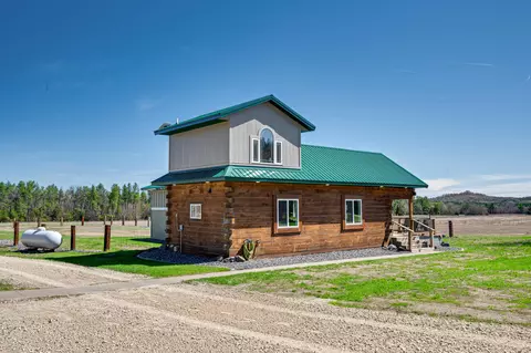 w996 County Road A, Farmington, WI 54644