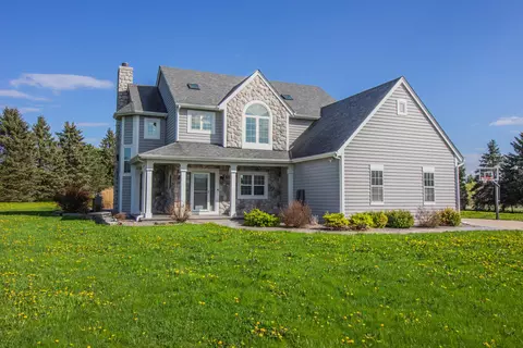 w254s7740 Applewood, Waukesha, WI 53189