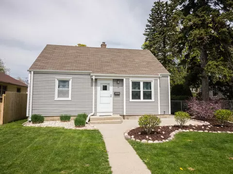 10600 W Rogers, West Allis, WI 53227