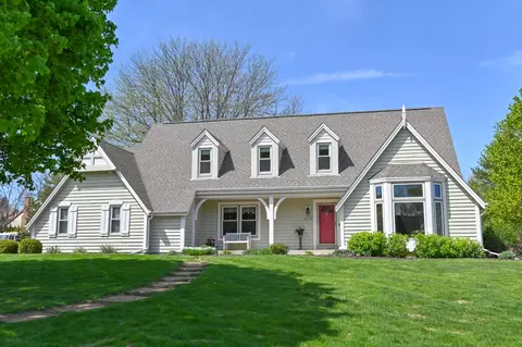 n33w23744 Fieldside, Pewaukee, WI 53072