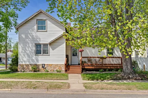 901 Avon, La Crosse, WI 54603