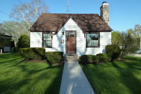 536 S Main, Hartford, WI 53027