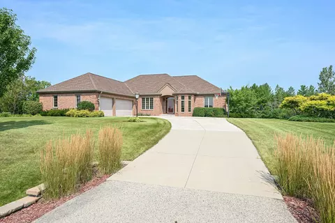 18731 Walden, Yorkville, WI 53126