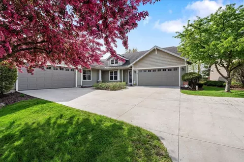 6015 Canyon, Mcfarland, WI 53558