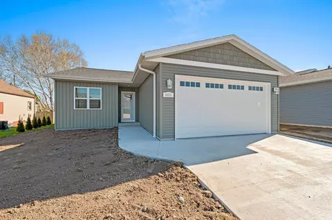 4551 Menasha, Manitowoc, WI 54220