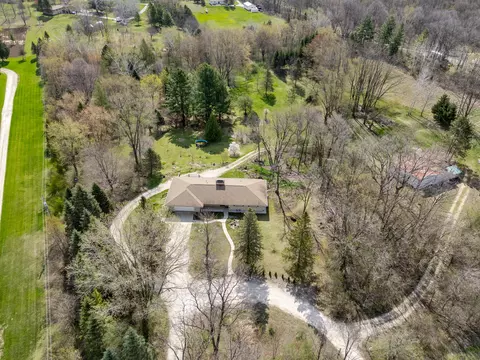 6378 Pleasant Hl, Trenton, WI 53095