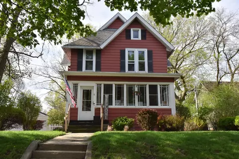 549 W College, Waukesha, WI 53186