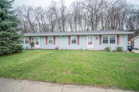 506 Bender #508, West Bend, WI 53090