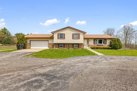 s74w25760 Hi Lo, Waukesha, WI 53189