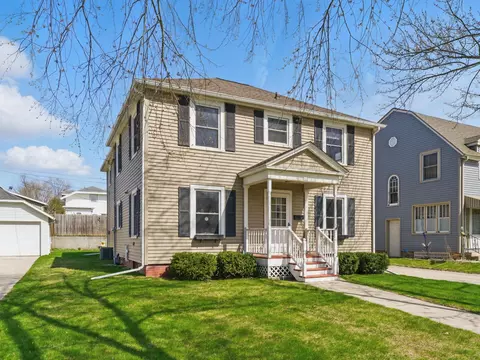 513 S 27th, Manitowoc, WI 54220