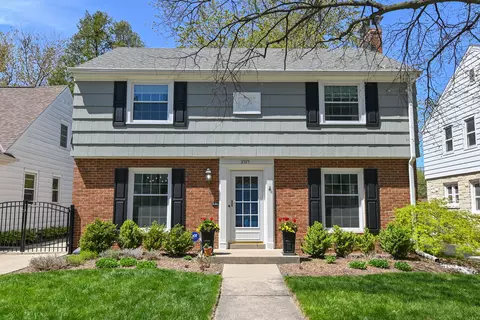 2367 N 83rd, Wauwatosa, WI 53213