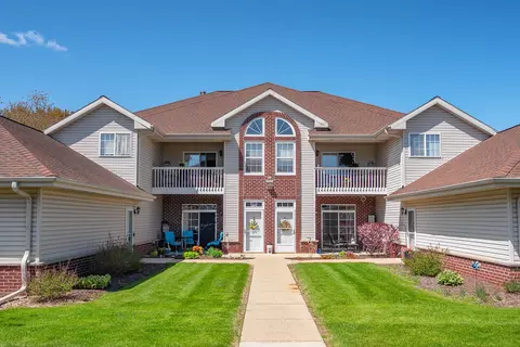 n43w32933 Rasmus #5A, Nashotah, WI 53058