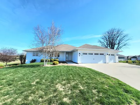 256 Auburn, Sheboygan Falls, WI 53085