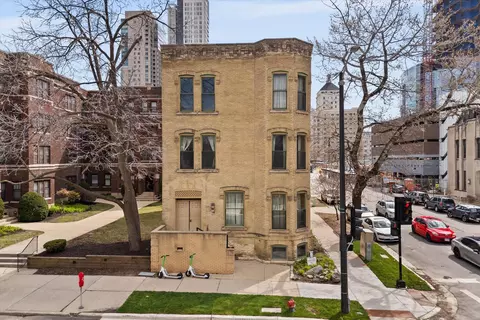 802 N Van Buren, Milwaukee, WI 53202