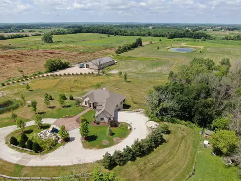 22218 W 7 Mile, Norway, WI 53126